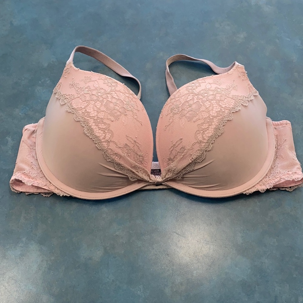Victoria's Secret Gray and Pink Lace Trim Bra
